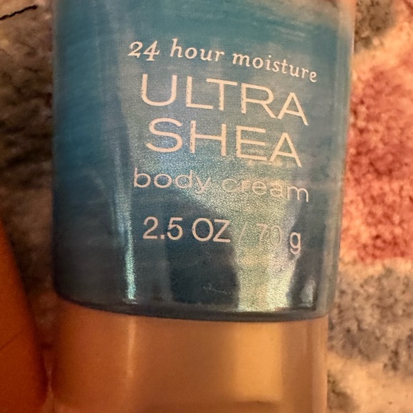 Lotion bundle - Picture 2 of 3